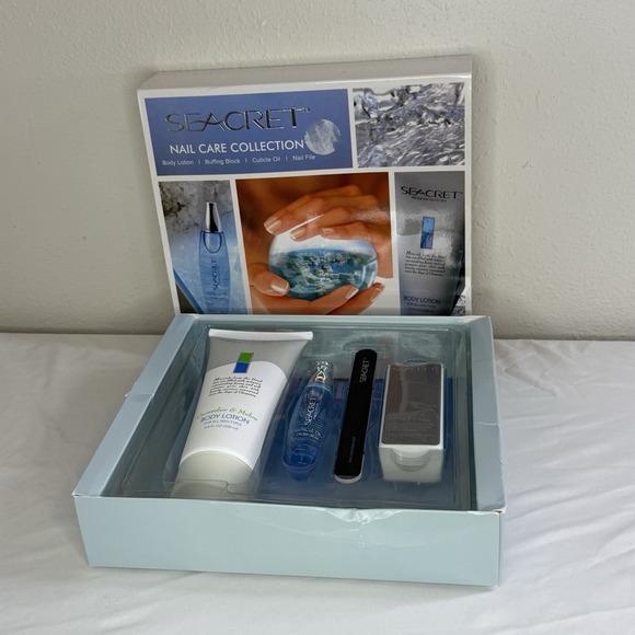 SEACRET Nail Care Collection Kit: Cucumber & Melon / 4-Piece Spa Set (NEW) - Picture 5 of 10